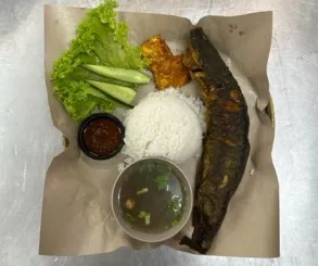 Set Nasi Ikan Keli